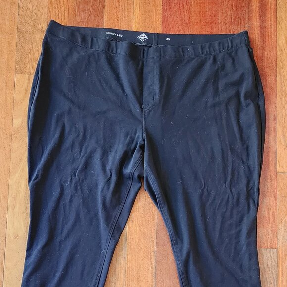 St. John's Bay Black Stretch Leggings Plus Size 3X - Picture 3 of 12